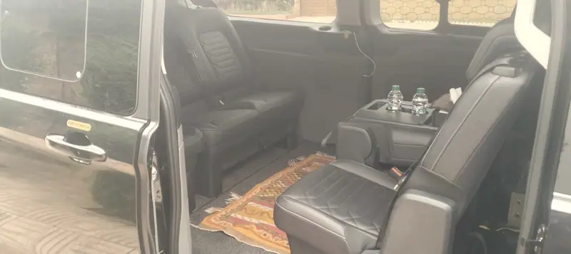 Inside the Vito: leather seats and water on board